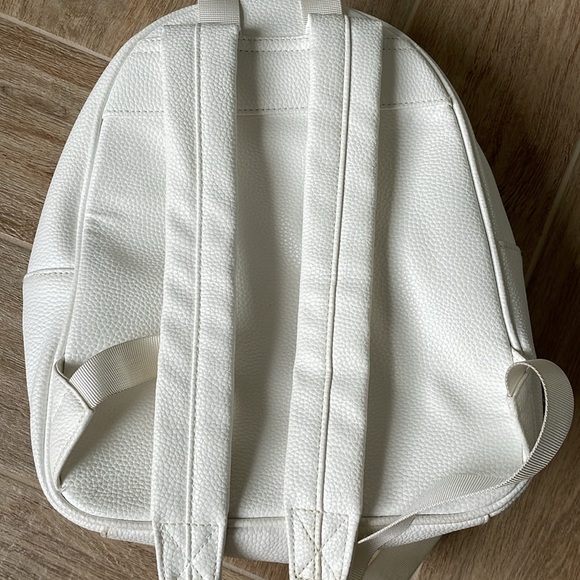 + CLAIRE’S + Quilted Faux Leather Backpack - Picture 12 of 15